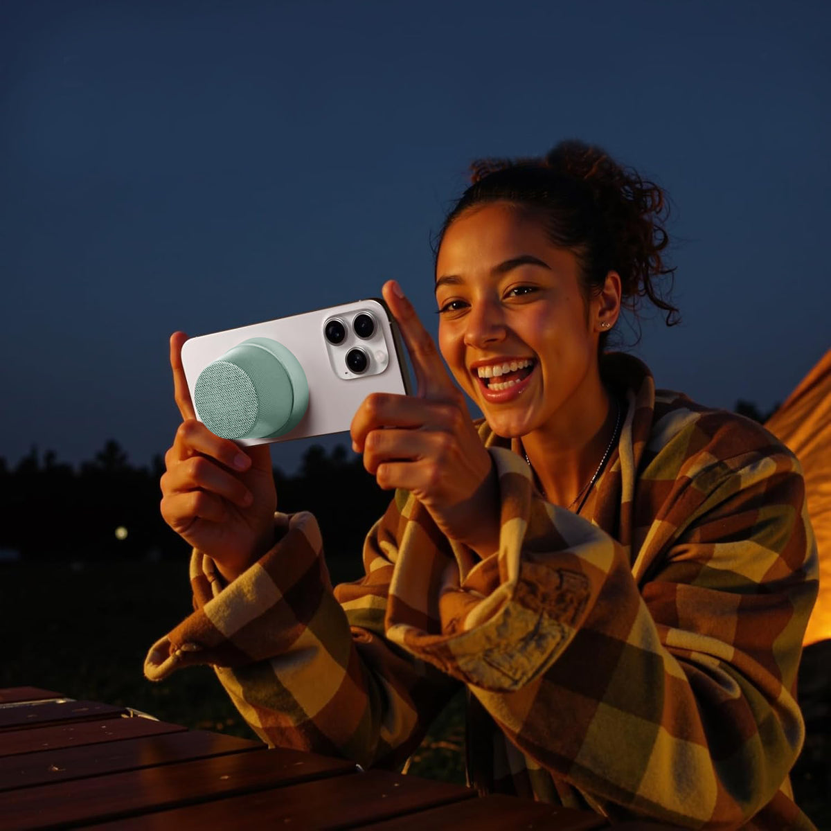 Magnetic Snap Speaker